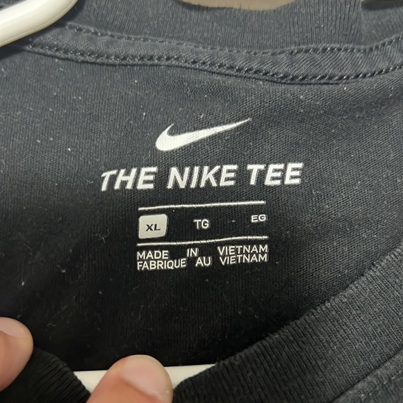 🔥NIKE T-SHIRT🔥 - Picture 3 of 4
